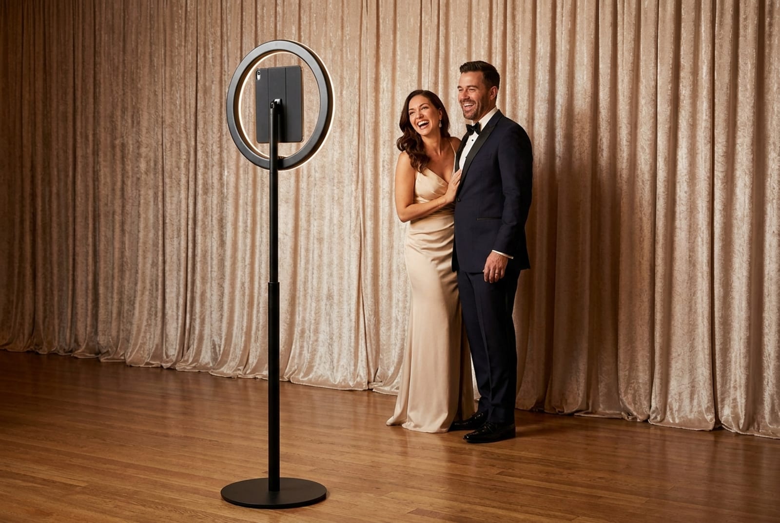 The built-in ring light does the work — no prop table needed
